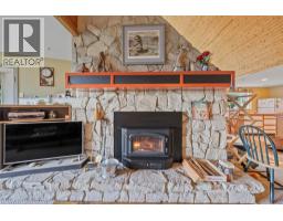 1102 Trans Canada Highway, Sorrento, BC V0E2W0 Photo 65