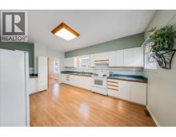 426 Austad Lane, Trail, BC V1R3K6 Photo 10