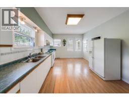 Kitchen - 426 Austad Lane, Trail, BC V1R3K6 Photo 8