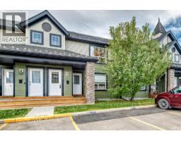 1810, 140 Sagewood Boulevard SW - photo 1