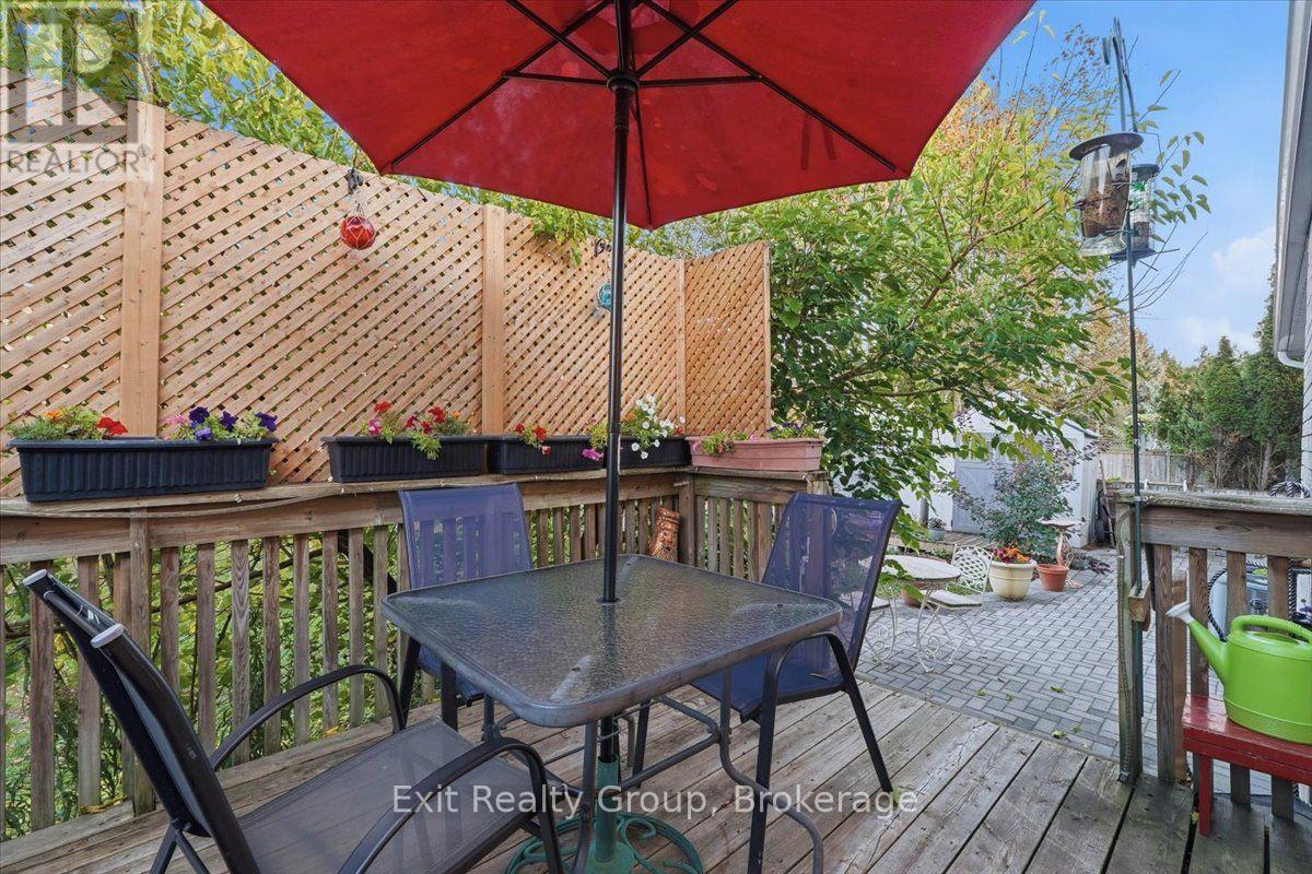 27 Dungannon Drive, Belleville, ON photo 37