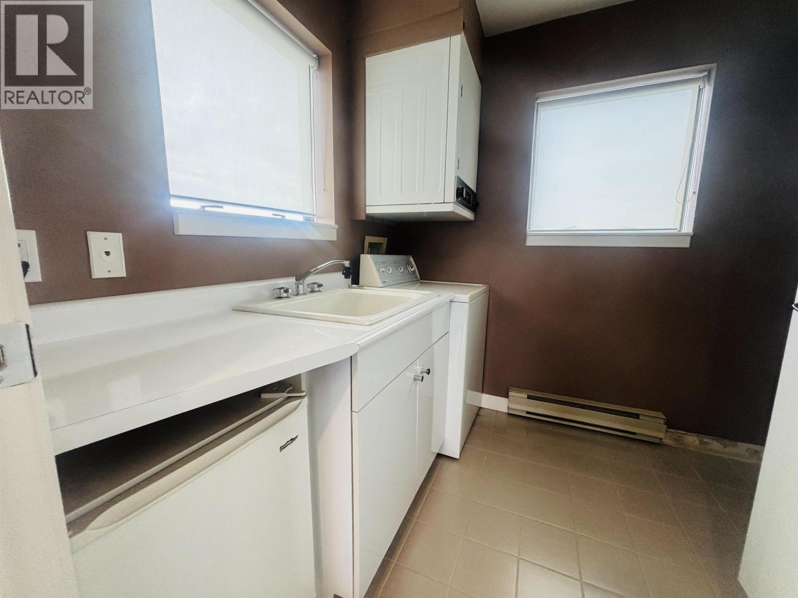 Photo of 1100 5890 BALSAM STREET 27