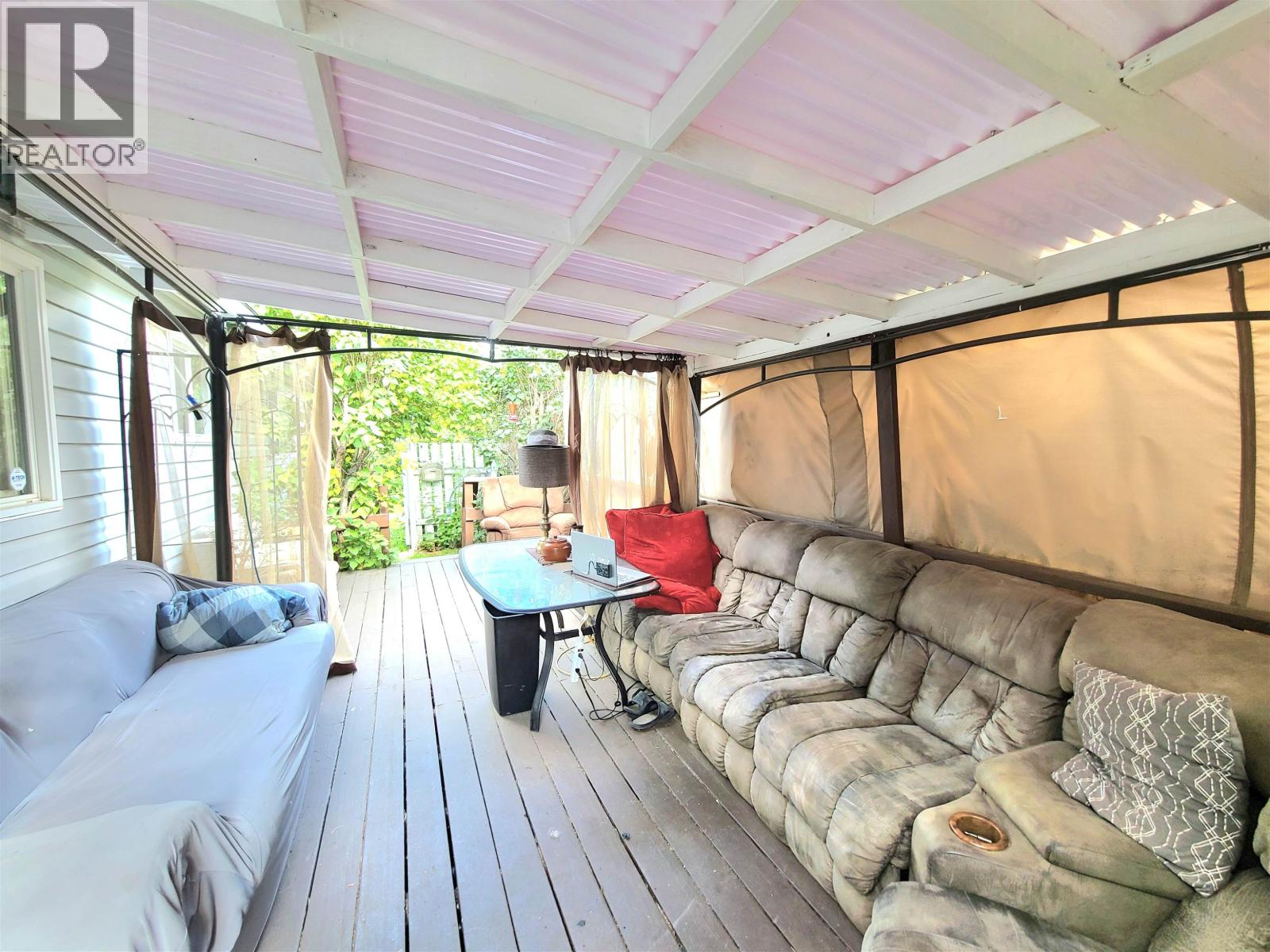 1385 MILBURN AVENUE - 21