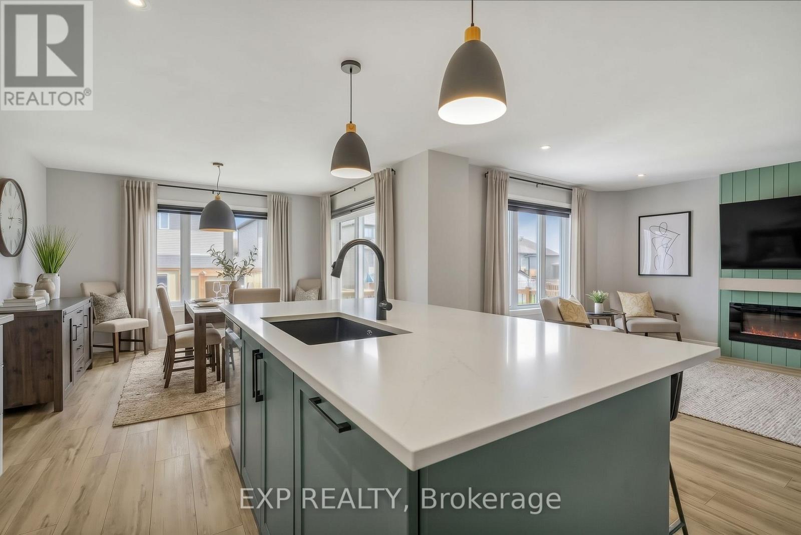 1202 MONTBLANC CRESCENT - 5