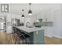 1202 Montblanc Crescent, Russell, ON K0A1W0 Photo 7