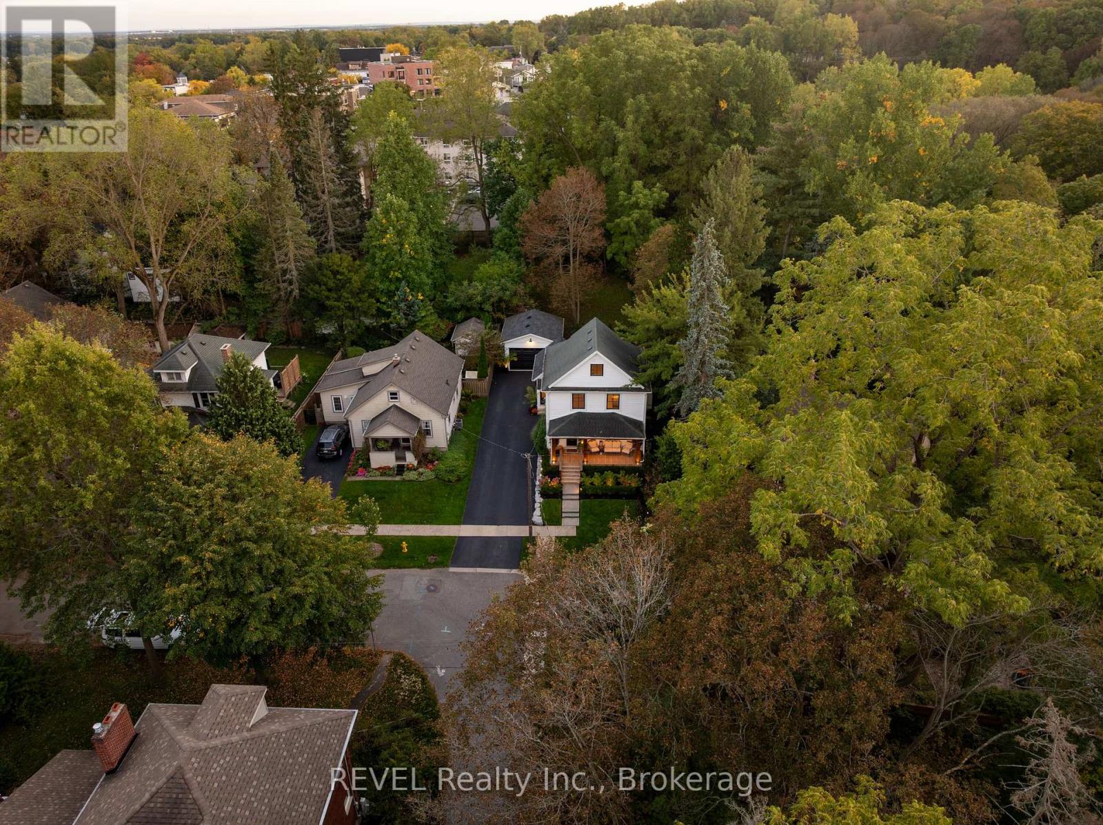 6 ELM AVENUE, Pelham (Fonthill) — photo 10
