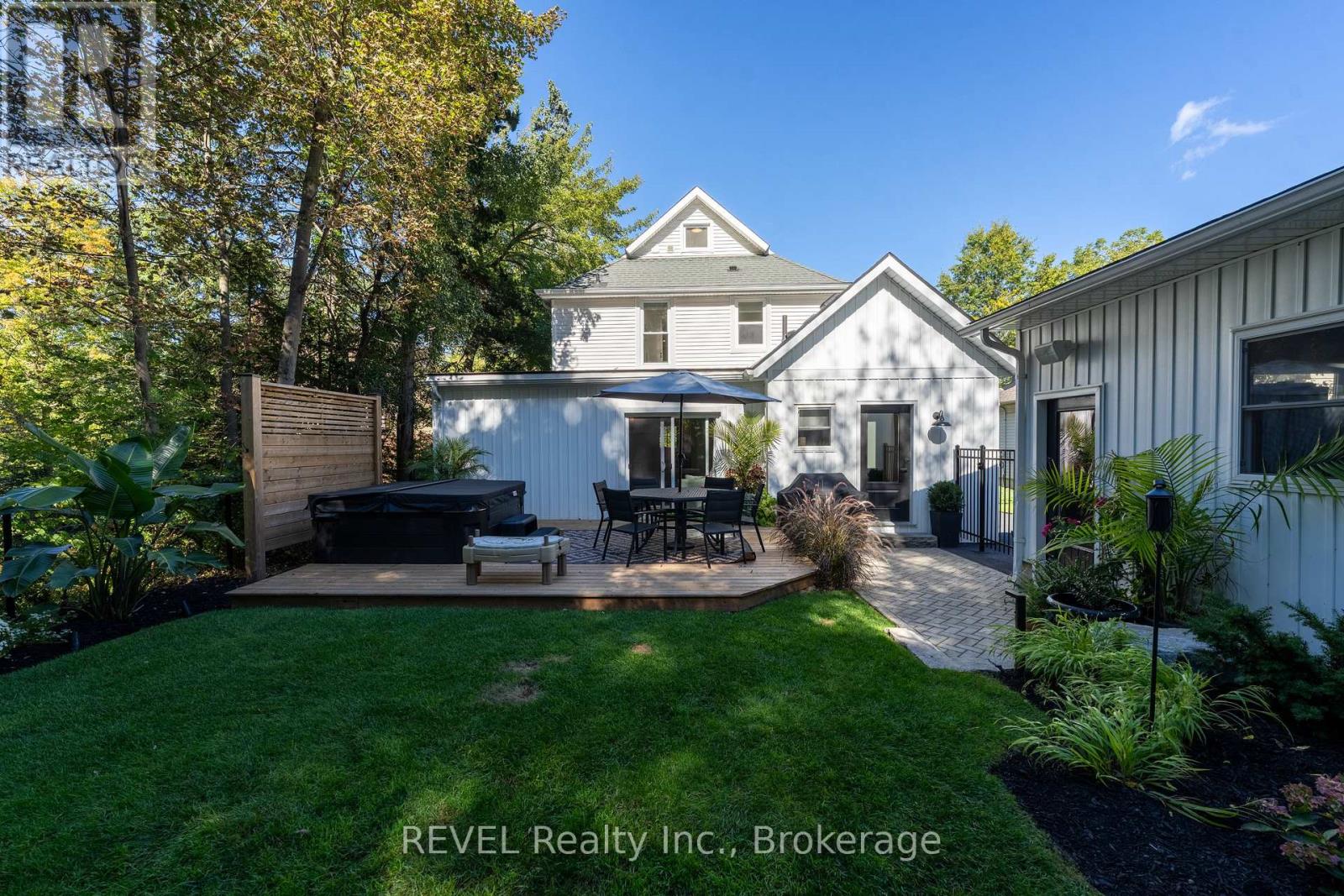 6 ELM AVENUE - 43