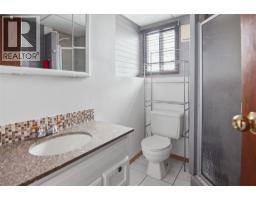 815 Kambia Crescent, Kamloops, BC V2B7M8 Photo 21