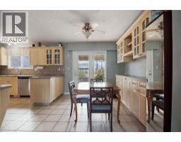 Kitchen - 815 Kambia Crescent, Kamloops, BC V2B7M8 Photo 8