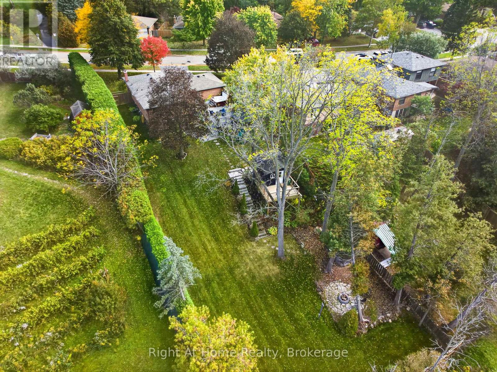 23 LAURENDALE AVENUE - Image 47