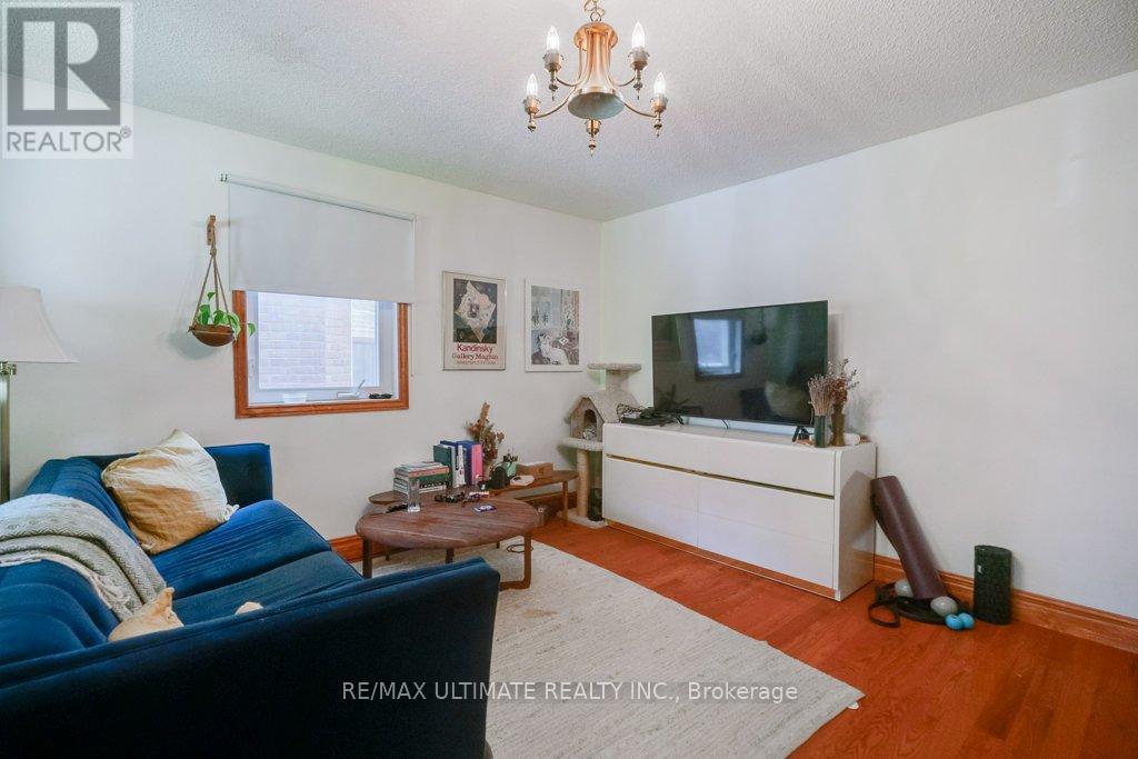 MAIN - 53 CHURCHILL AVENUE, Toronto (Trinity-Bellwoods) — photo 5