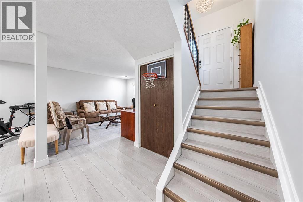 Listing photo – 109 Boyce Street, Red Deer