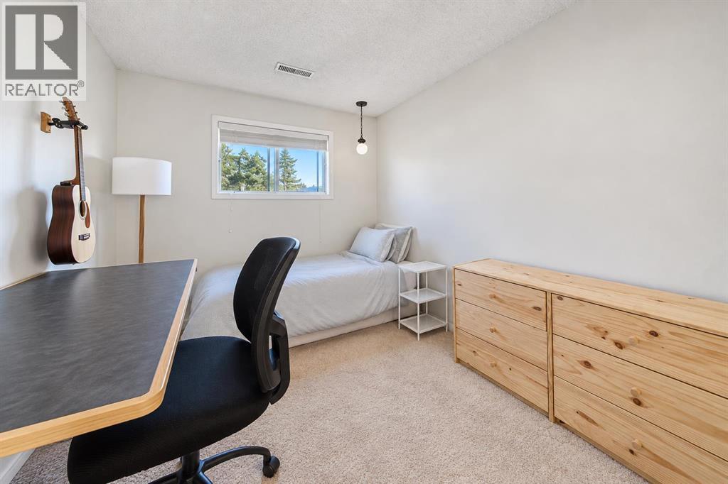 Listing photo – 109 Boyce Street, Red Deer