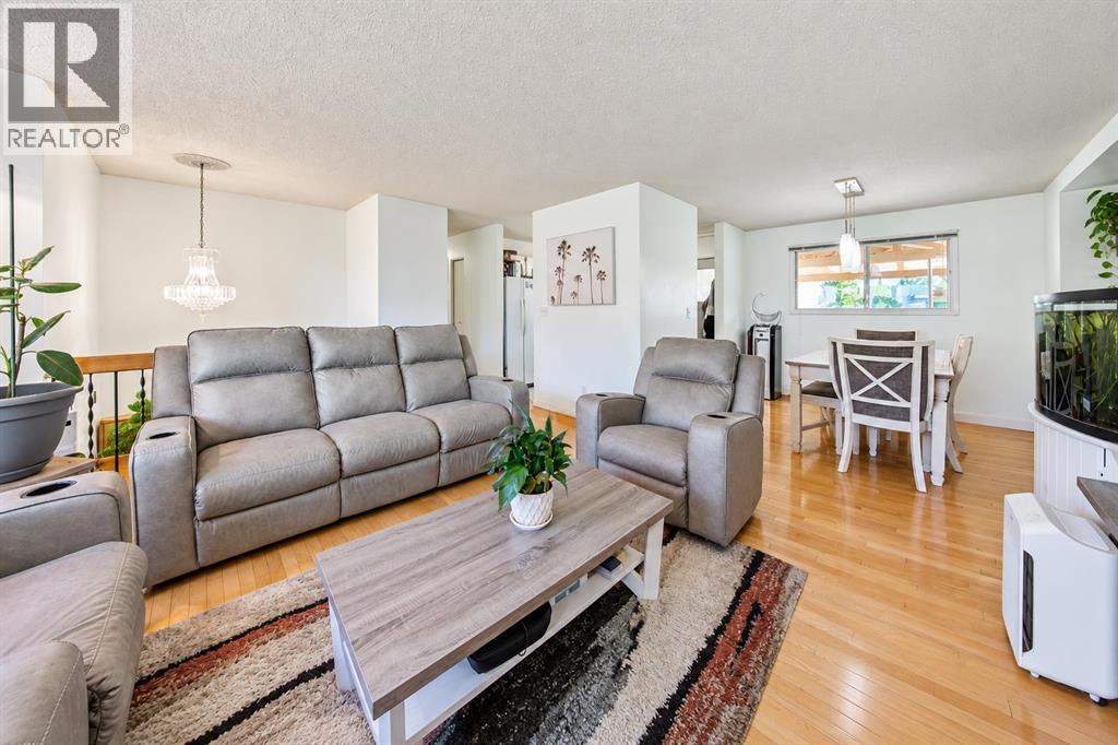 Listing photo – 109 Boyce Street, Red Deer