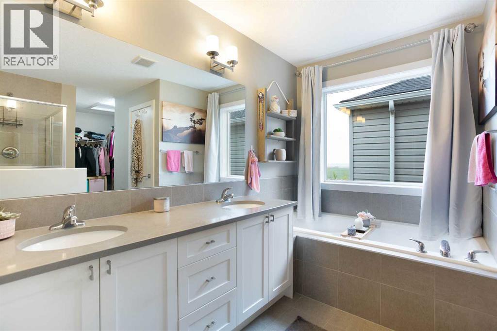 244 Nolanhurst Crescent NW - 23
