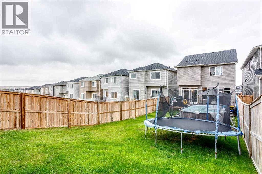 244 Nolanhurst Crescent NW - 36