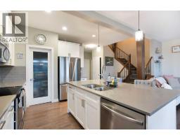 244 Nolanhurst Crescent NW - photo 9