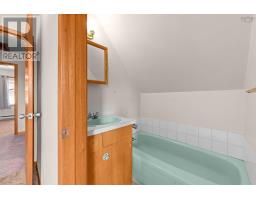 96 Thornhill Drive, Halifax, NS B3R2J3 Photo 18