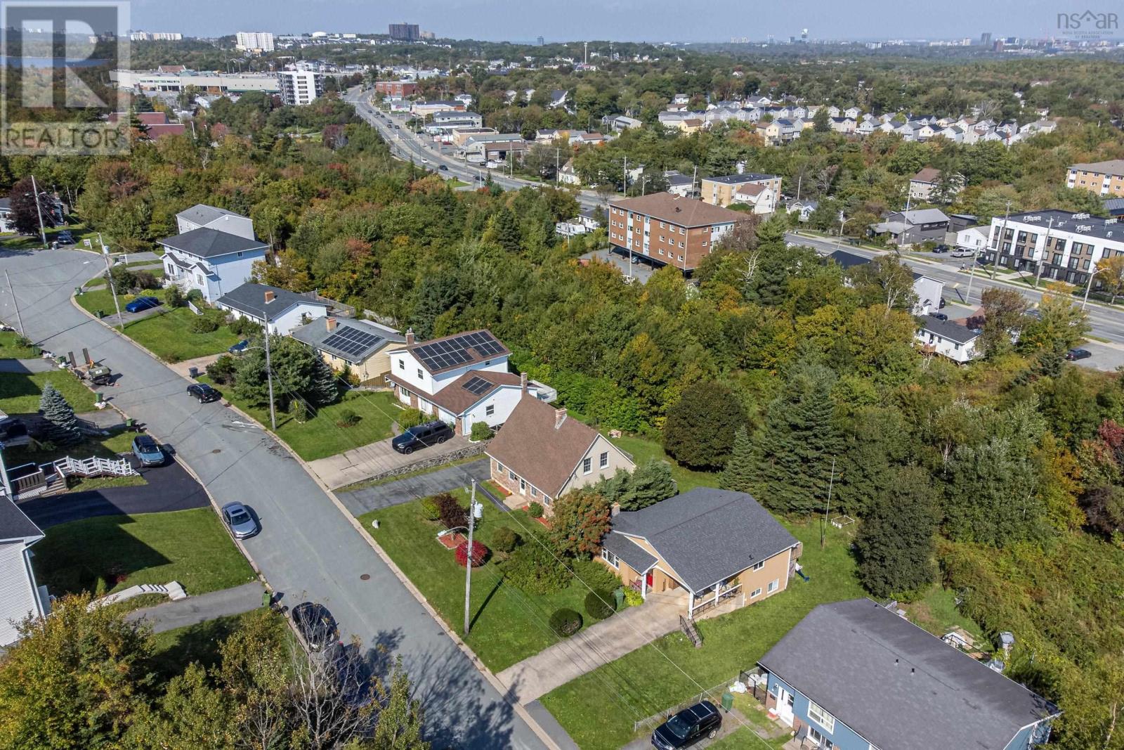 96 THORNHILL Drive - Image 5