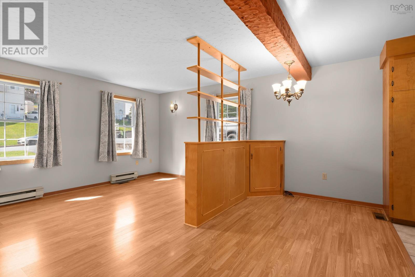 96 THORNHILL Drive - Image 9