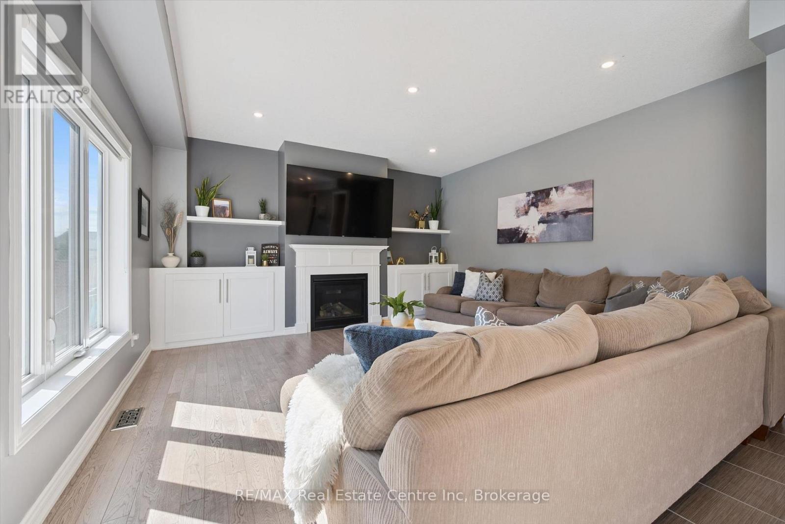 106 RYAN STREET - 15