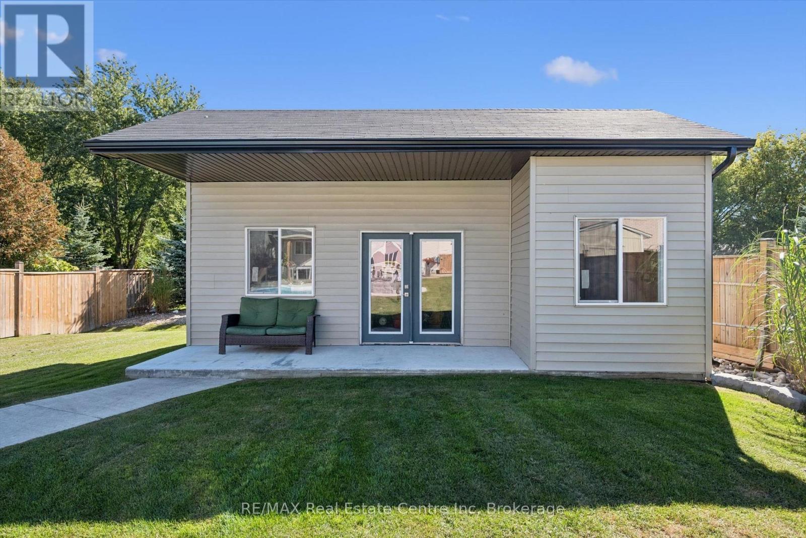 106 RYAN STREET - 41