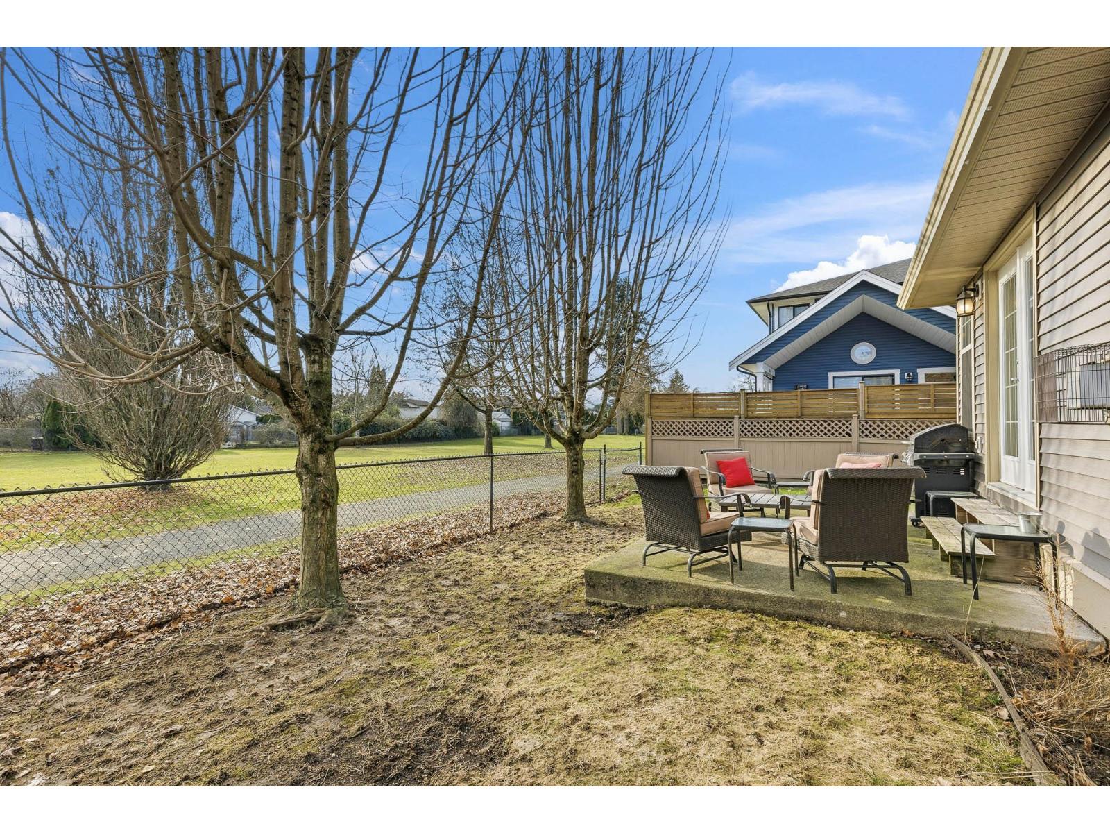 Photo of 4 46150 RIVERSIDE DRIVE, Chilliwack Proper East 36