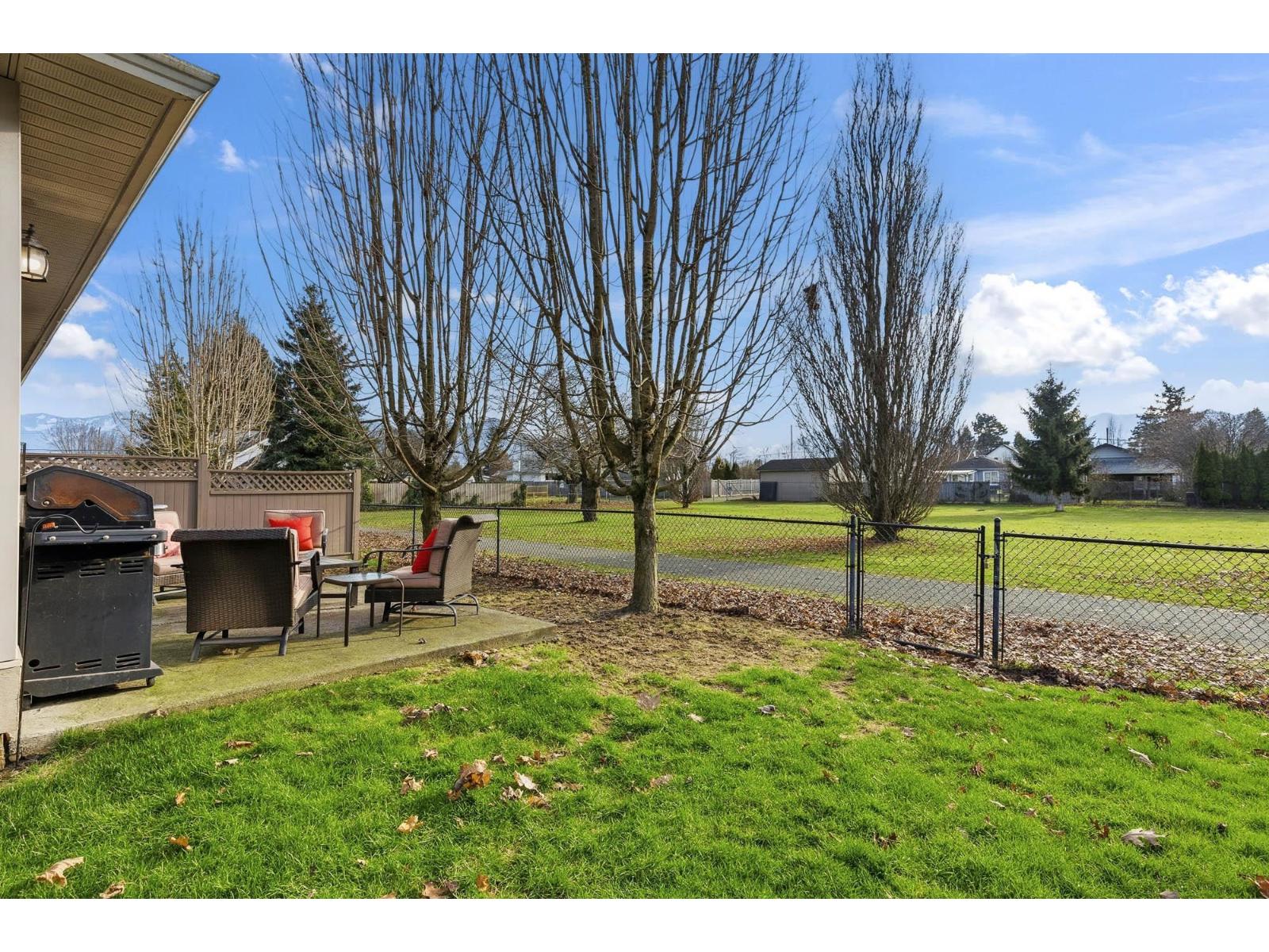 Photo of 4 46150 RIVERSIDE DRIVE, Chilliwack Proper East 34