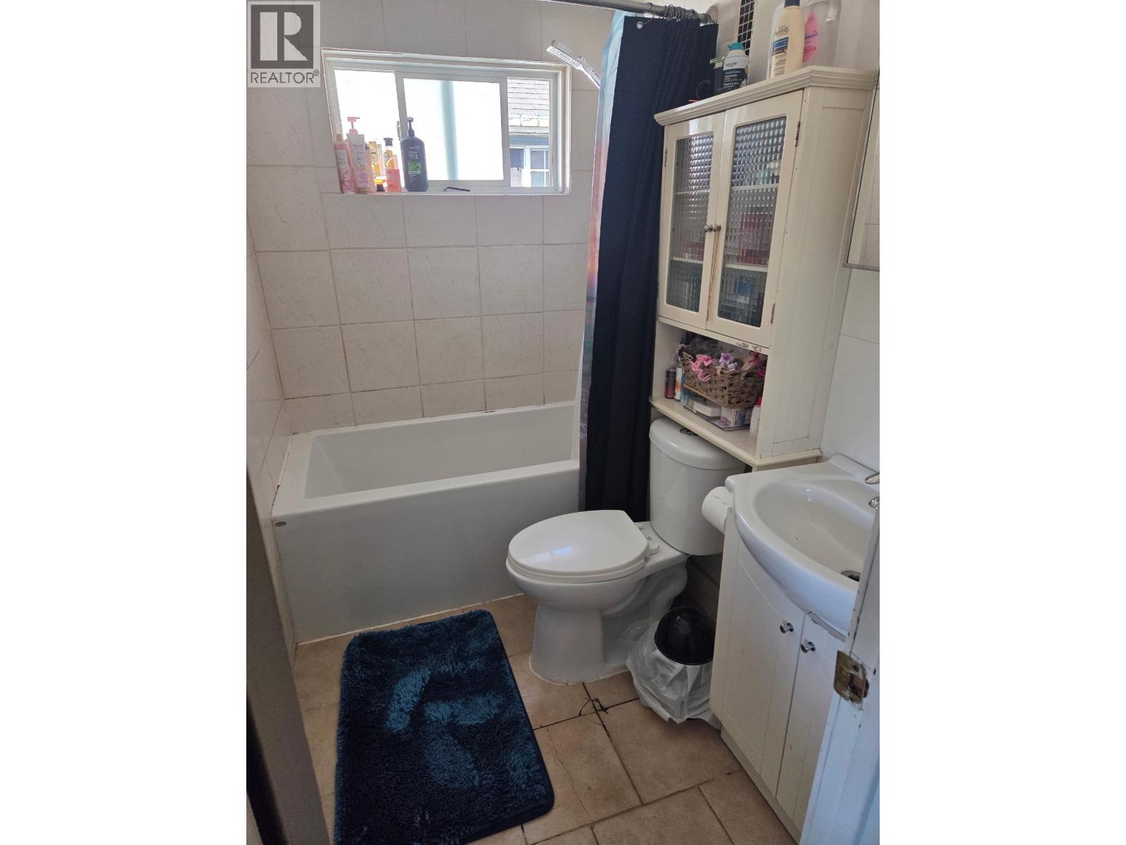 772 JOHNSON STREET - 15