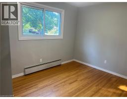 92 Confederation Drive Unit# 2, Kitchener, ON N2B2X8 Photo 10