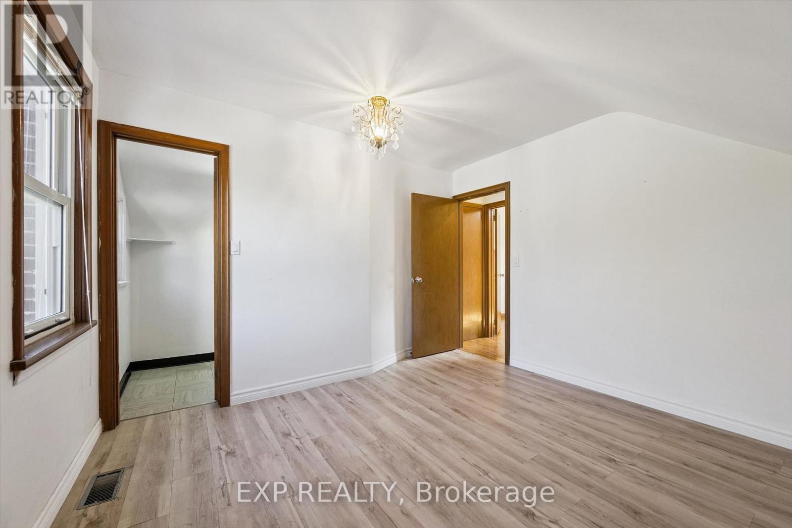 191 GROVE STREET - 20