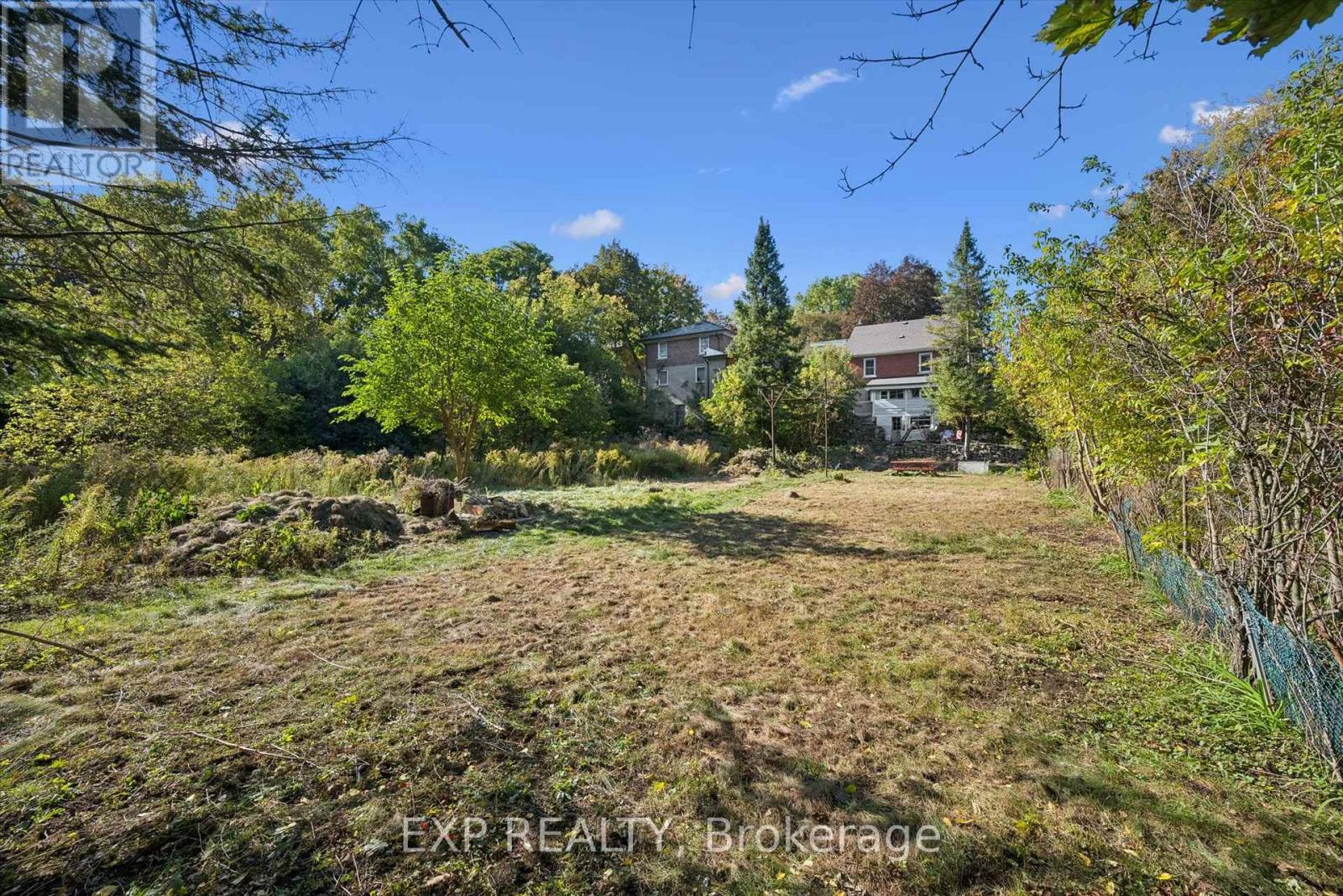191 GROVE STREET - 35