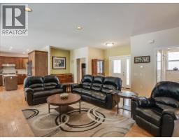 Full ensuite bathroom - 900 China Creek Road, Genelle, BC V0G1G0 Photo 8