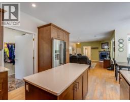 900 China Creek Road, Genelle, BC V0G1G0 Photo 14