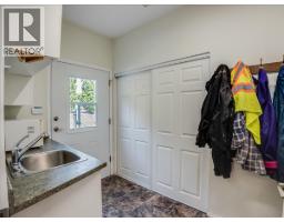900 China Creek Road, Genelle, BC V0G1G0 Photo 28