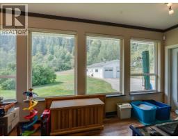 900 China Creek Road, Genelle, BC V0G1G0 Photo 31