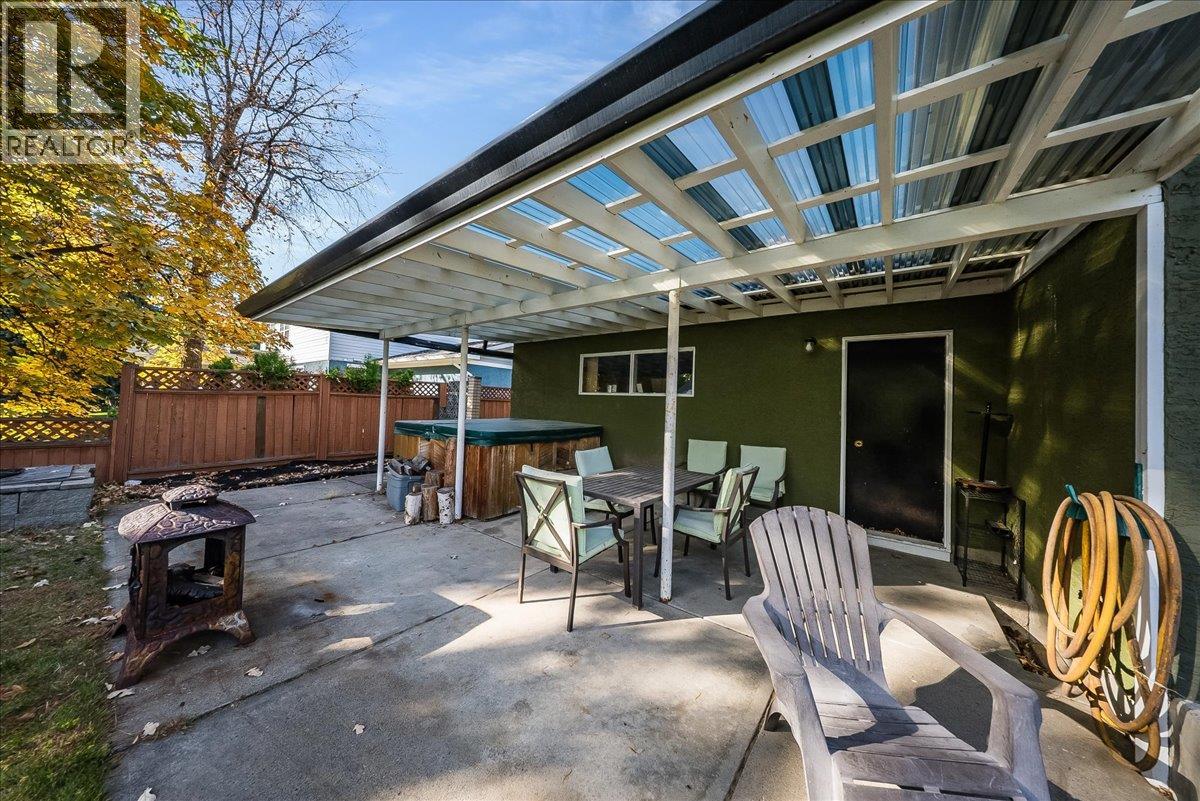 3866 CARNATION Drive - Image 38