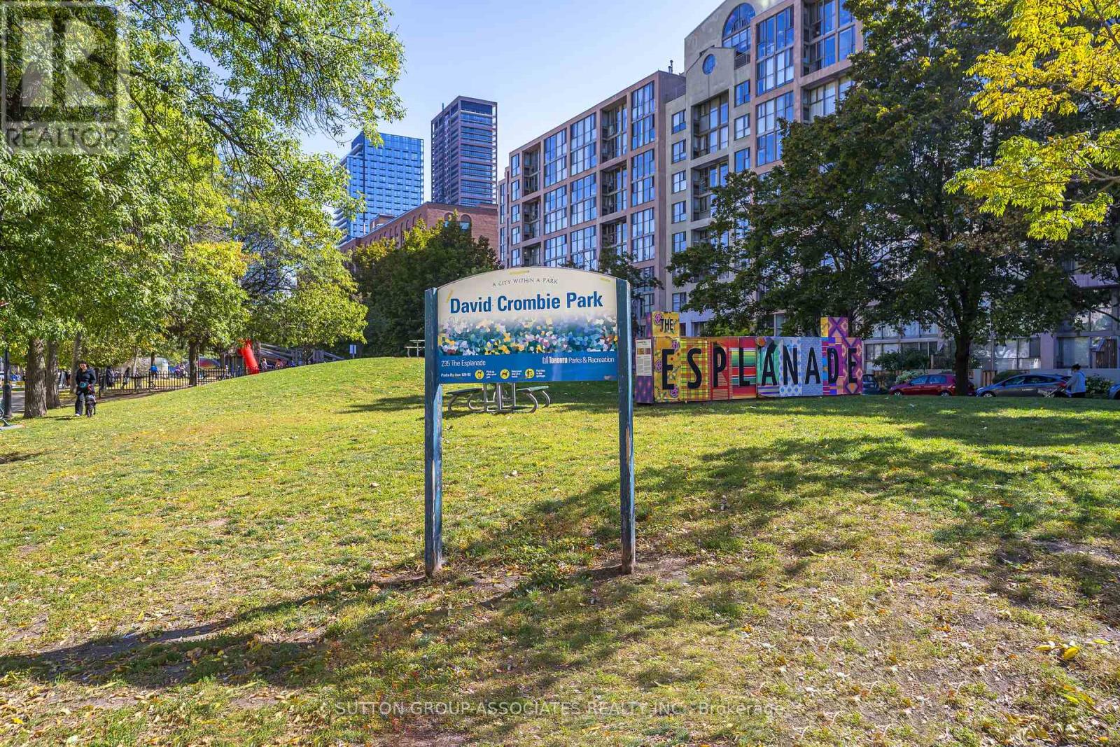 #501 65 SCADDING AVENUE - Image 33