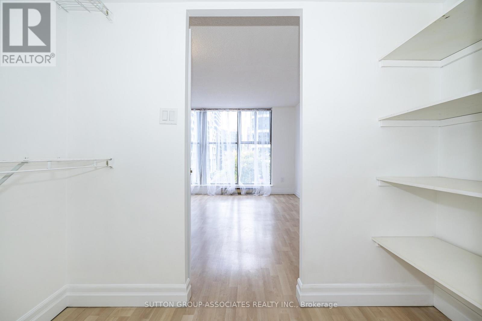 #501 65 SCADDING AVENUE - Image 21
