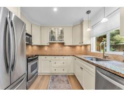 9457 215a Street, Langley, BC V1M2A5 Photo 8