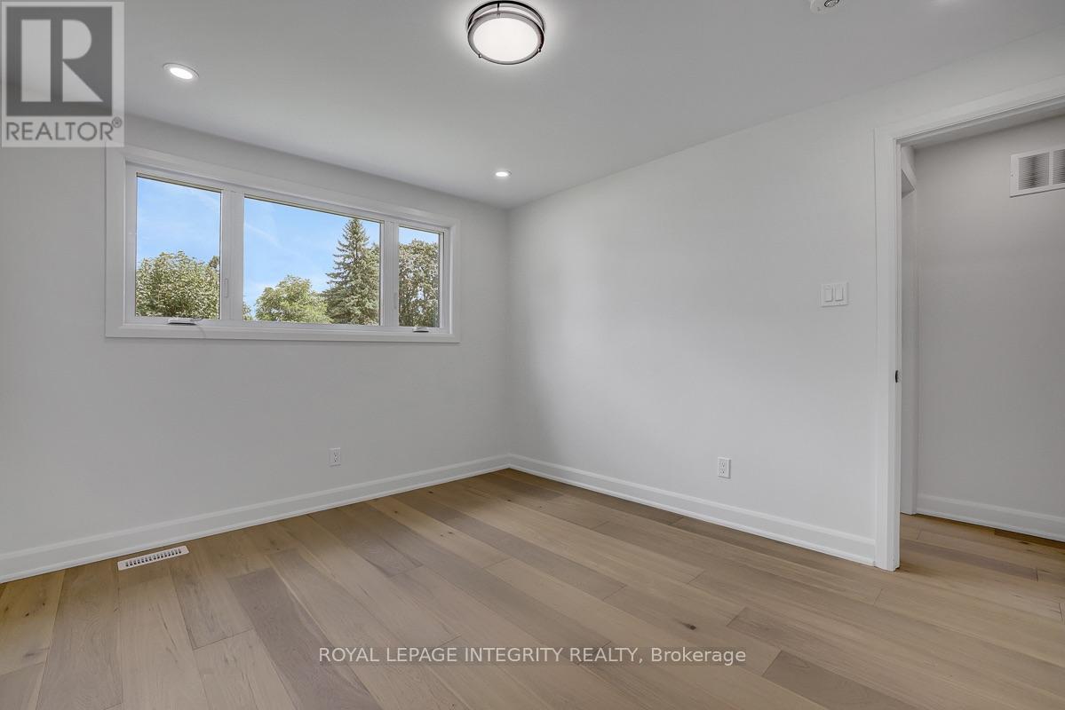 8 BRIAN CRESCENT - Image 27