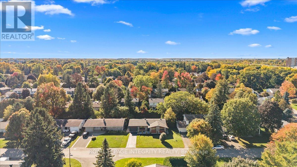 8 BRIAN CRESCENT - Image 47