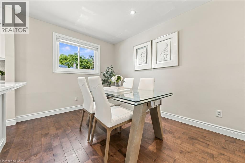 2231 URWIN Crescent - 12