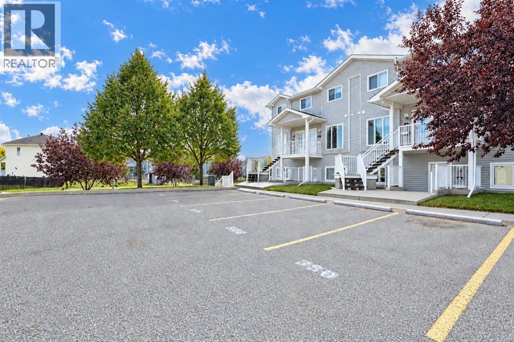 Property for sale at 350 Northlands Pointe NE