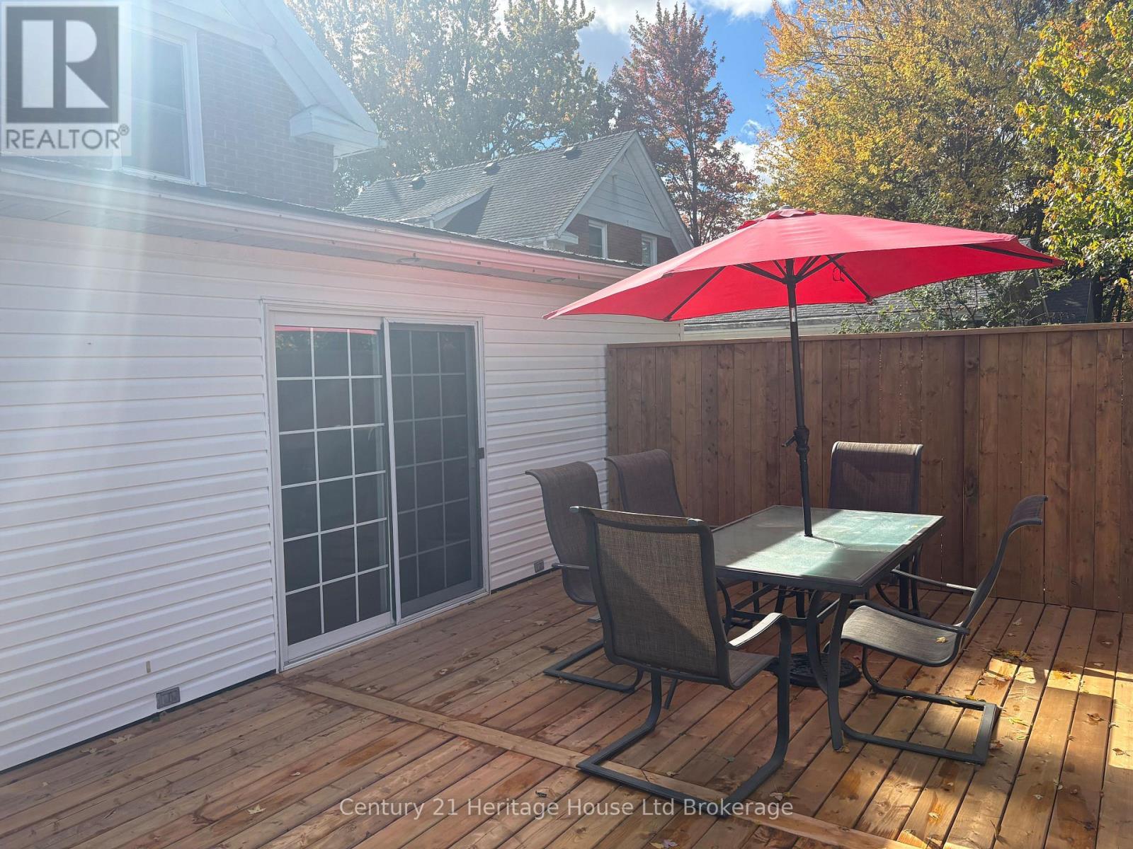 535 RICHILEAU AVENUE S - Image 26