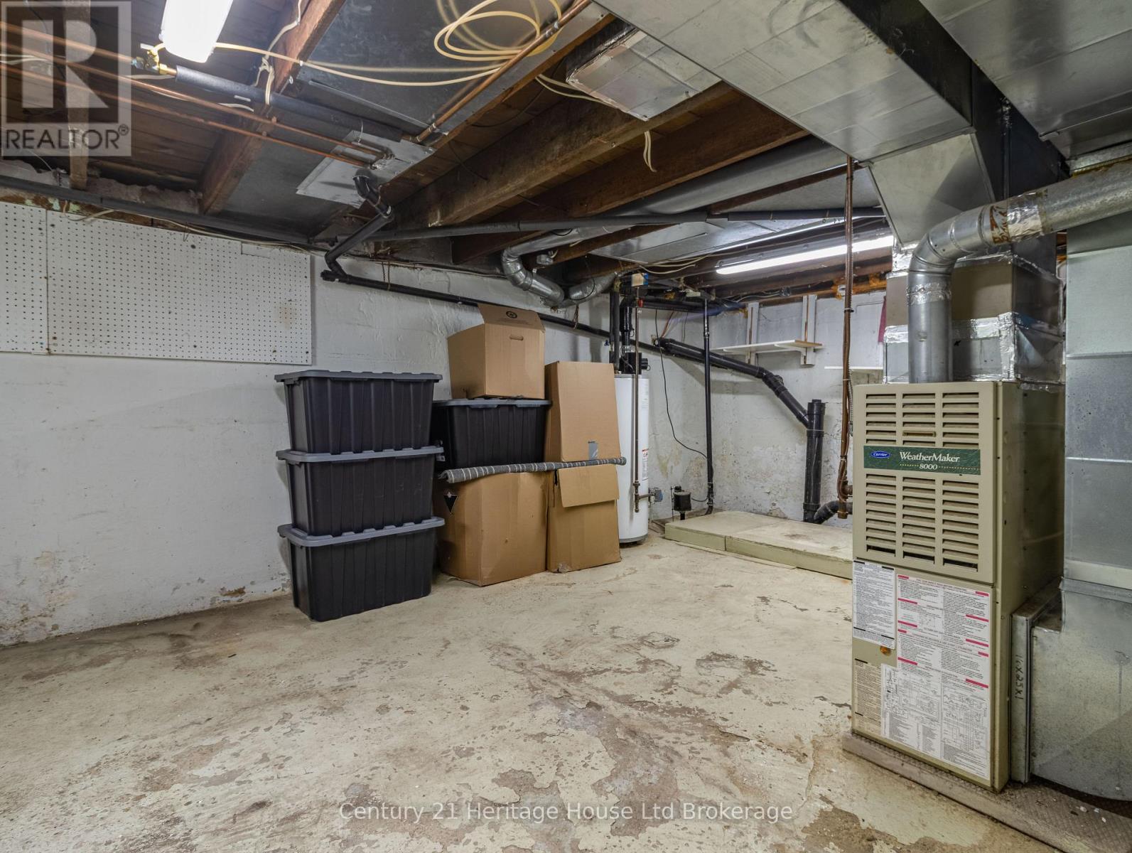535 RICHILEAU AVENUE S - 24
