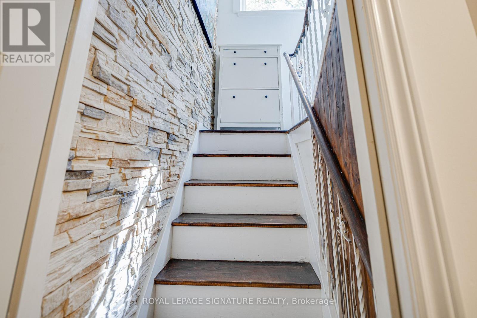 45 Fenelon Drive, Toronto, ON photo 22