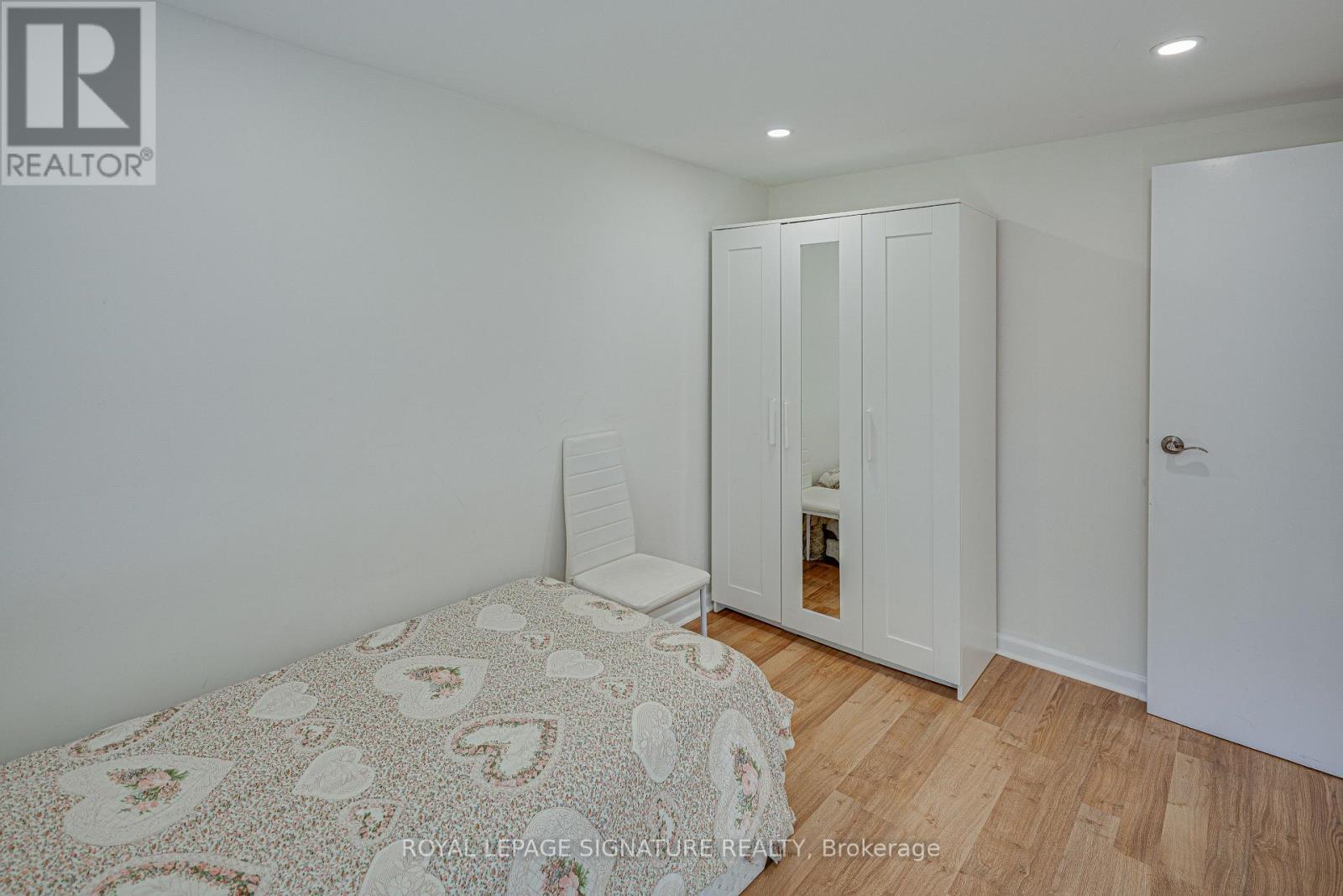 45 FENELON DRIVE - 30