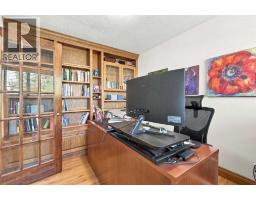 4011 25 Avenue SW - photo 3