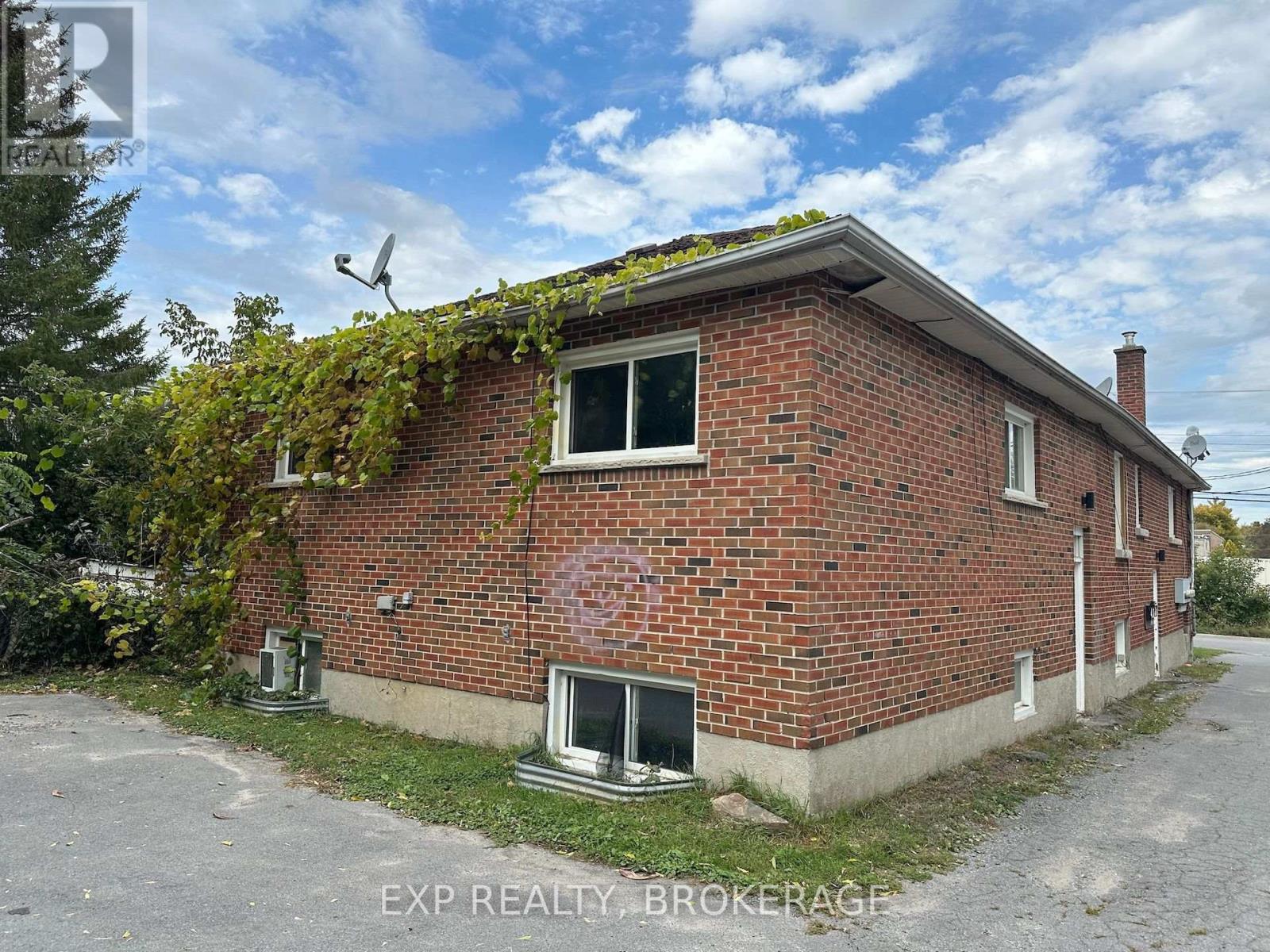 88 JOSEPH STREET - 5